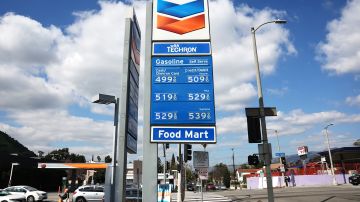 Precio de la gasolina en el sur de California se ha incrementado durante 16 días consecutivos