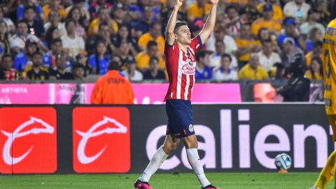 Ronaldo Cisneros en festejo de gol, durante el partido de la jornada 9 del torneo Clausura 2023.