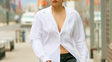 Rosalía, cantante española, por las calles de Nueva en el marco del New York Fashion Week.