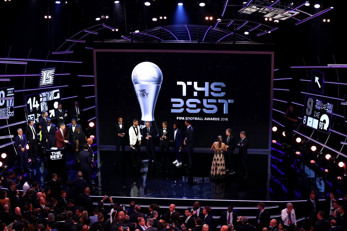 Lionel Messi, Kylian Mbappé y Karim Benzema, son los tres finalistas al