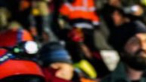 El bebé y su madre sobrevivieron unas 90 horas atrapados hasta que fueron rescatados.