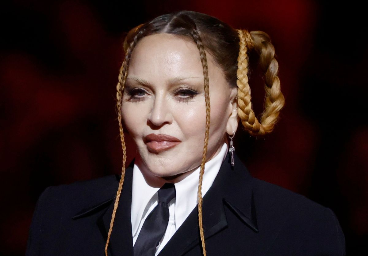 Madonna is harshly criticized for her face after appearing at the