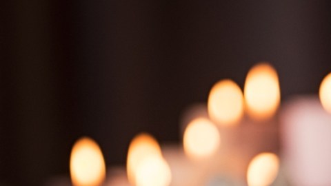 Encender velas aromáticas en casa podría ser un riesgo para la salud