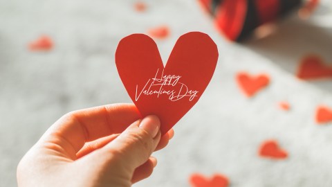 Un ritual puede ayudarle a tu signo a atraer el amor.