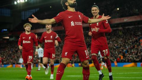 Mohamed Salah anotó dos goles.