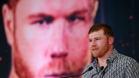 Saúl 'Canelo' Álvarez en una rueda de prensa.