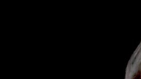 Alejandra Guzmán presumió de la compañía de su madre en la piscina.