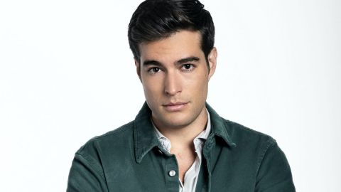 Danilo Carrera dejará las telenovelas temporalmente por amor a su madre.