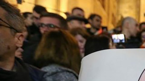 "Abajo la ley rusa": las masivas protestas en Georgia contra una legislación que muchos consideran sigue el modelo de Putin