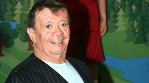 Emilio Azcárraga se despide de Chabelo | Mezcalent.