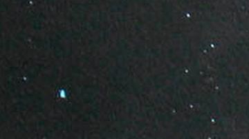 Una nave nodriza extraterrestre podría estar enviando pequeñas sondas para estudiar nuestro sistema solar, sugiere funcionario del Pentágono
