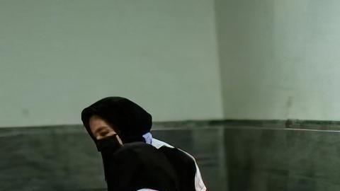 Irán detiene a más de 100 personas por envenenamiento de niñas