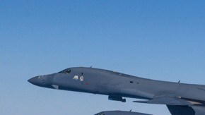 EE.UU. y Corea del Sur despliegan bombardero estratégico tras lanzamiento de misil balístico norcoreano