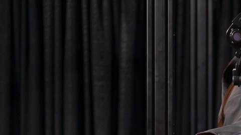 NASA muestra prototipo del traje espacial que se usará en viaje a la Luna en la Artemis III