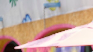 Alan Ramírez y Oswaldo Vigas en sesión de fotos para la campaña 20 Aniversario de Banda MS con Cerveza Sol.