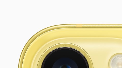 iPhone 14 amarillo