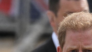 Príncipe Harry y Courteney Cox