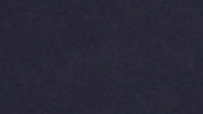 Nicole McPherson y Javier "Chicharito" Hernández asisten al estreno de "Thirteen Lives" de Prime Video.