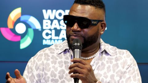 David Ortiz durante una conferencia de prensa previa al Clásico Mundial de Béisbol.