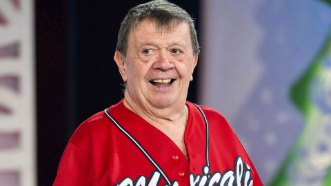 Chabelo con camisa de Mexicali.