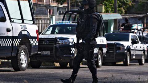 Asesinan a tiros a funcionario de Congreso estatal y a su hijo de 7 años al este de México