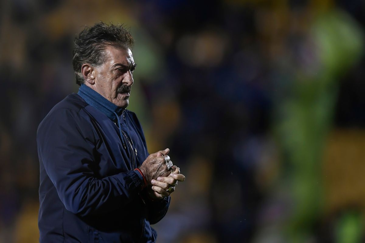 Ricardo La Volpe would come out of retirement to meet again with the benches, but Mexican soccer would not be an option