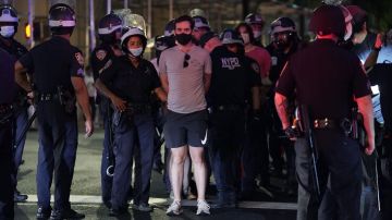 Ciudad de Nueva York pagará acuerdo millonario a manifestantes arrestados y golpeados durante protestas por George Floyd