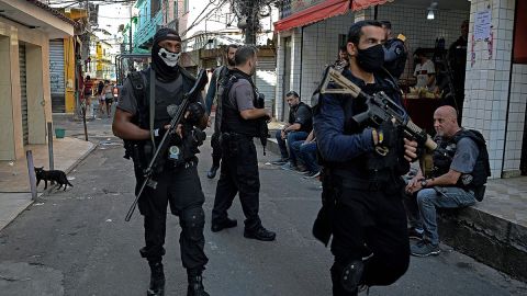 Operativo en favela de Brasil