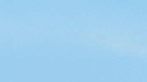 Avión en Cuba choca con aves y provoca aterrizaje forzoso tras incendio de motor y humo en cabina