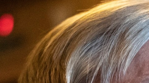 Los senadores republicanos Lindsey Graham y Tom Cotton, y el representante Dan Crenshaw.