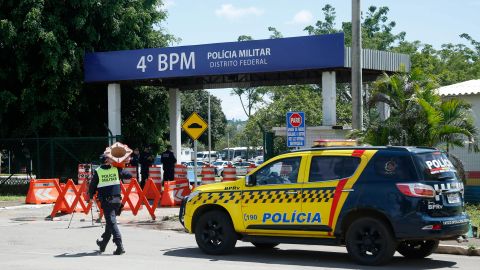 Ola de ataques criminales estremecen 28 ciudades en Brasil