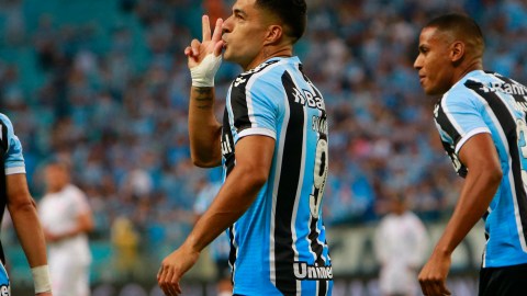 Suárez milita en el Gremio de Brasil.