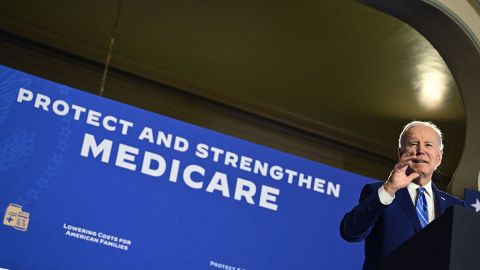 Legisladores en Puerto Rico piden a Biden detener recorte millonario a programas de Medicare