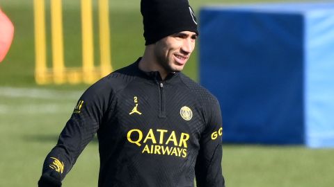 Achraf Hakimi durante uno de los últimos entrenamientos del PSG.