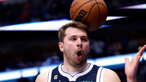 Luka Doncic en un partido de Dallas Mavericks en la NBA.