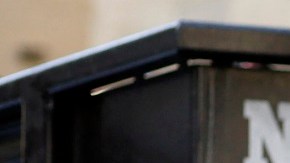 La NYPD coloca vallas para proteger la Corte Criminal de Manhattan.