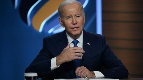 Joe Biden asegura que fortalecer la democracia es el gran desafío de nuestra era