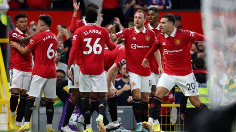 Manchester United en un partdio ante Liverpool en la Premie League.