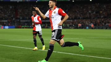 Santiago Giménez suma 7 goles en la Eredivisie y 13 en la temporada con el Feyenoord.
