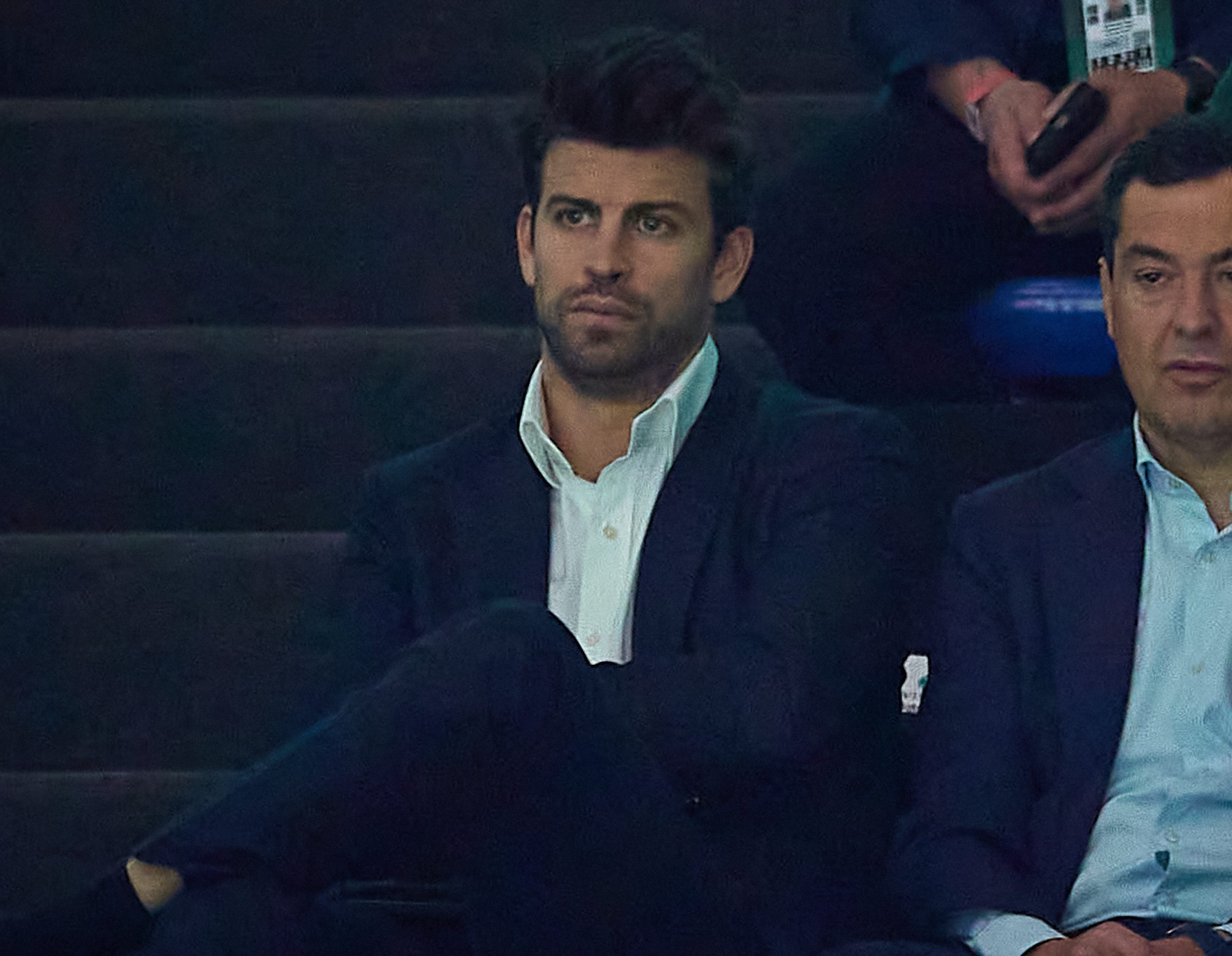 They assure that Gerard Piqué proposed a trio to the sister of a Tik