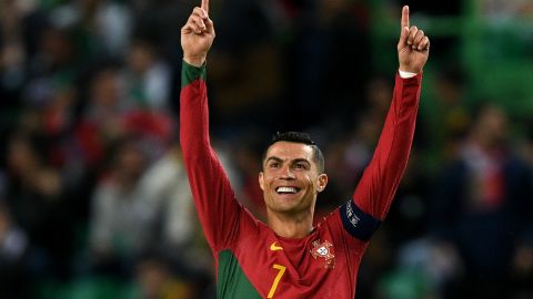 Cristiano Ronaldo marcó dos goles en su partido ante Liechtenstein.