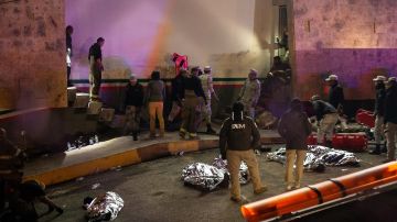 Autoridades alistan orden de arresto de migrante que inició el incendio en Ciudad Juárez y contra ocho custodios