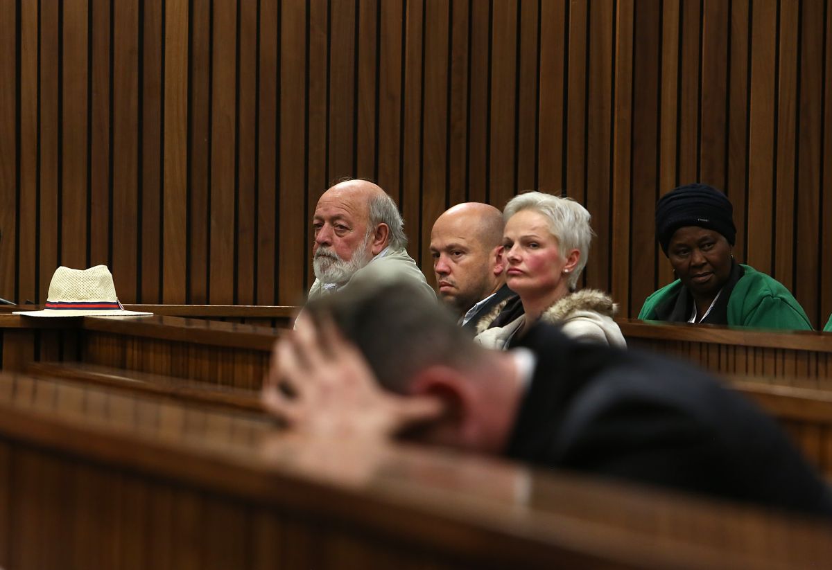 The parents of Oscar Pistorius’s girlfriend oppose the parole of their daughter’s murderer