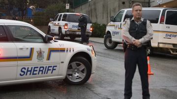 Estudiante en Canadá es arrestado tras apuñalar a dos empleados dentro de escuela