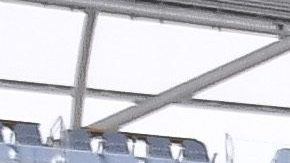 Jorge Campos (i), leyenda mexicana, junto a Guillermo Ochoa (d), portero titular de la Selección de México.