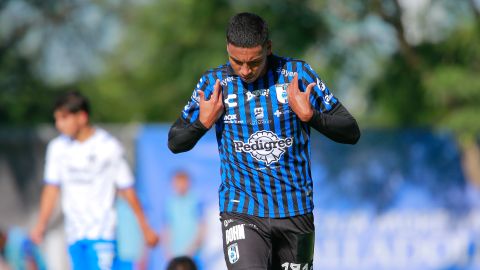 Hernández fue formado en Querétaro.