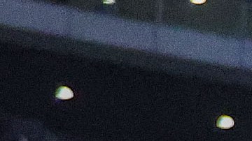 Rafa Puente Jr. dirigiendo a los Pumas de la UNAM junto a parte de su cuerpo técnico.