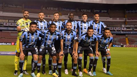 Jugadores de los Gallos Blancos del Querétaro en La Corregidora.