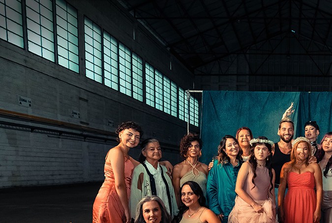 Maluma junto a las mujeres de su video 'La Reina'