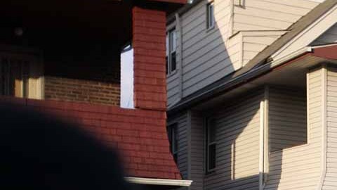La familia Maedge vivía en medio del desorden, pues su casa estaba llena de objetos acumulados